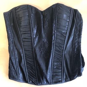 New black corset size medium